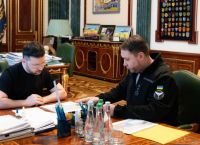 Ουκρανία: Εσωτερικός Πολιτικός Πόλεμος Εκδηλώνεται Μετά την Άνοδο του Μπουτάνοβ