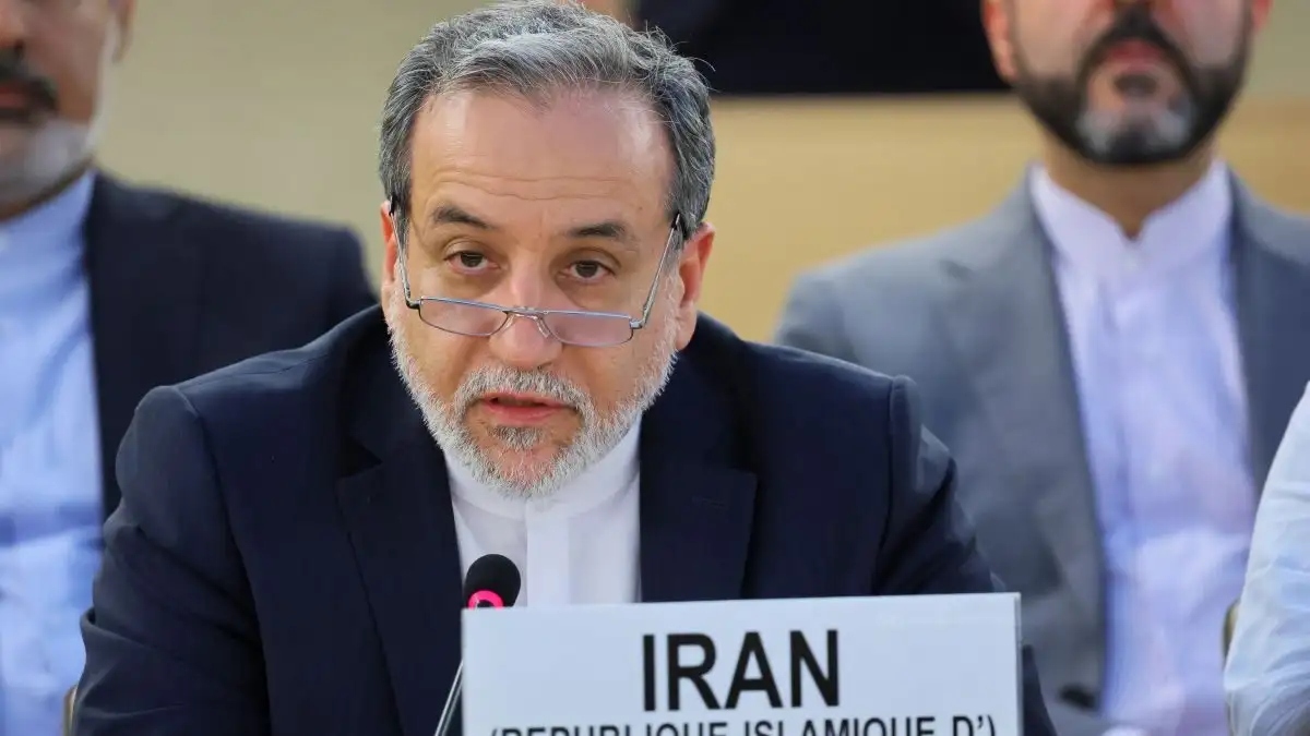 Ιράν – Άμπας Αραγτσί: Διάψευση Επαφών με ΗΠΑ