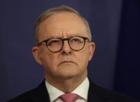 Σύμμαχοι σε Τεντωμένο Σχοινί: Ο Τραμπ Αμφισβητεί την Αυστραλία, ο Αλμπανέζε  Αντιδρά