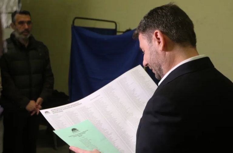 Νέα ΚΕ ΠΑΣΟΚ: Πρωτιές, στρατόπεδα και μάχη επιρροής στην επόμενη μέρα