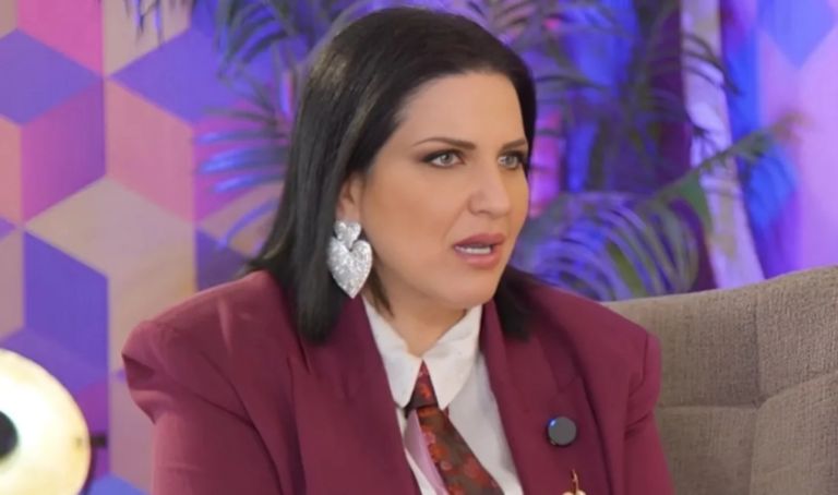 Σοκάρει η Άννα Μαρία Ρογδάκη από το Cash or Trash: “Η μαμά μου ήταν παιδί βιασμού”