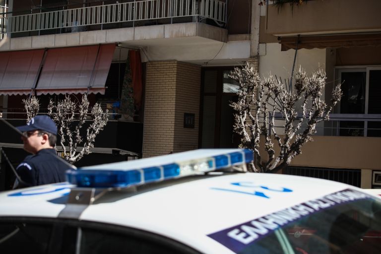Θρίλερ στου Ζωγράφου με τις νεκρές γυναίκες: «Με γύψο σφράγισε το δωμάτιο, είχε κι αυτός τίτλους ιδιοκτησίας»