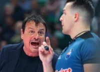 Αταμάν μετά το ντέρμπι: «Αυτό ήταν θέατρο, όχι μπάσκετ» – Αρνήθηκε δηλώσεις στην ΕΡΤ