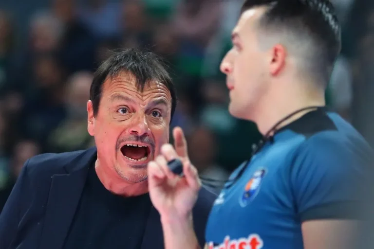 Αταμάν μετά το ντέρμπι: «Αυτό ήταν θέατρο, όχι μπάσκετ» – Αρνήθηκε δηλώσεις στην ΕΡΤ