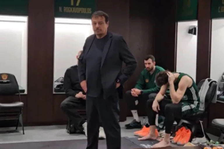 Αταμάν στα αποδυτήρια: Μήνυμα νίκης και για το ντέρμπι με τον Ολυμπιακό [vid]