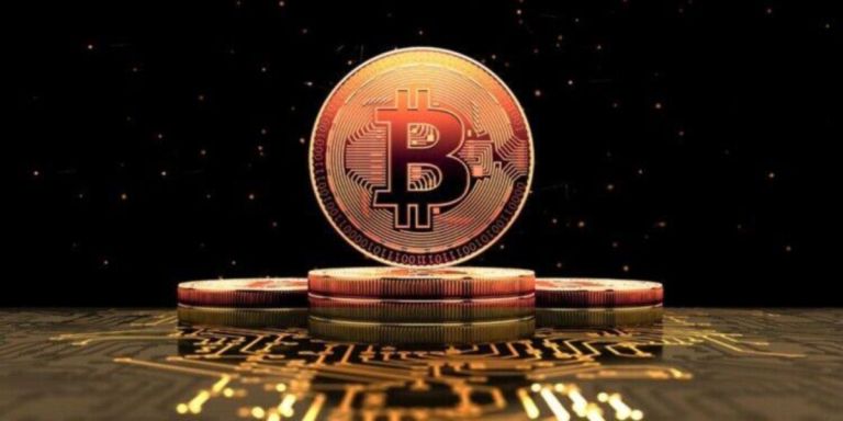 Bitcoin σε πίεση μετά το rollover: Στροφή επενδυτών σε άμυνα