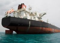 Ενεργειακή Κωλοτούμπα: Οι ΗΠΑ “Ανοίγουν” το Ιρανικό Πετρέλαιο Εν Μέσω Πολέμου