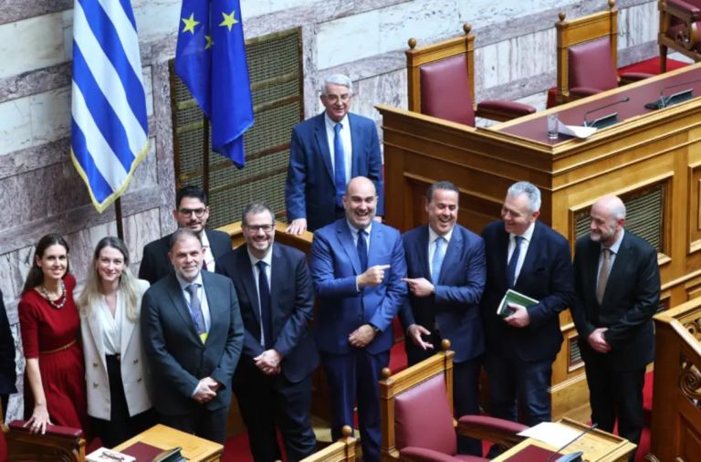 «Ιστορική Ενεργειακή Στροφή ή Πολιτικό Ρίσκο; — Η Βουλή Κύρωσε τις Συμβάσεις Ελλάδας‑Chevron»