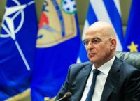 Συμφωνία για ενεργειακή αναβάθμιση σε 40 ενεργοβόρα στρατόπεδα–«Μετάβαση σε πράσινες δομές», λέει ο Δένδιας