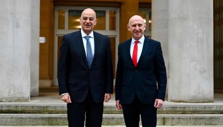 Δένδιας για Ορμούζ: Καμία πιθανότητα αποστολής ελληνικού πλοίου στη ζώνη κρίσης