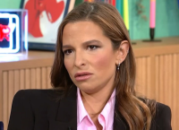 Ερ. Κούρκουλου Λάτση:«Λυπήθηκα για τη κατάντια μας» έγραψε για σχόλια με εγκλωβισμένους Έλληνες στο Ντουμπάι