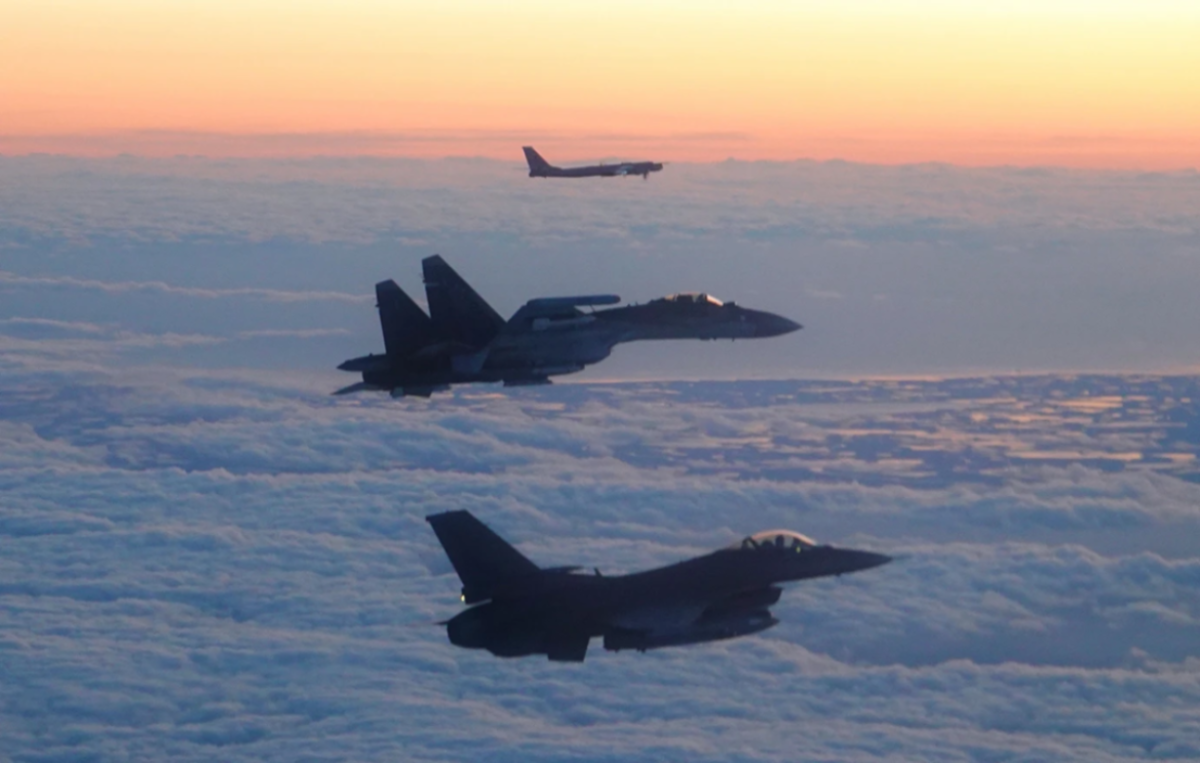 Κύπρος: Προσγειώθηκαν τα ελληνικά F-16 – Καταφθάνουν και οι δύο φρεγάτες