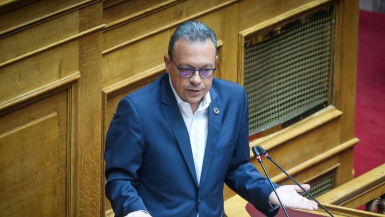 Φάμελλος: Ιστορικό λάθος του ΠΑΣΟΚ η απόφαση για αυτόνομη πορεία