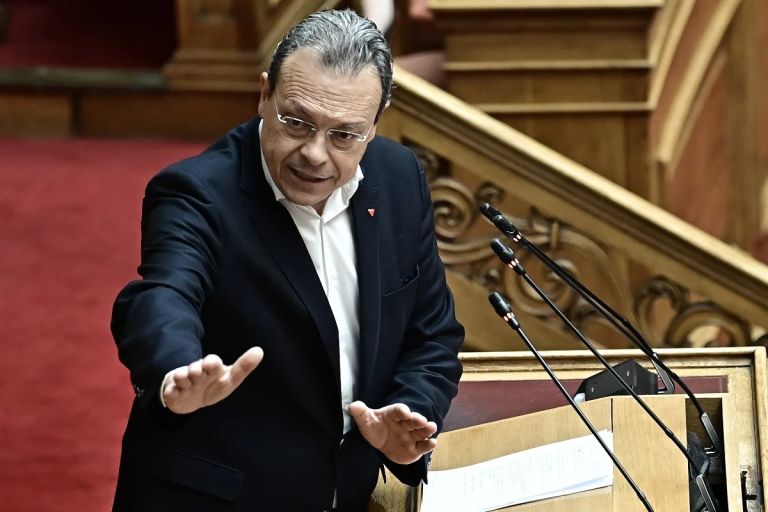 Μάχη χαρακωμάτων στον ΣΥΡΙΖΑ ΠΣ: Ο Τσίπρας στο επίκεντρο των εσωκομματικών συγκρούσεων