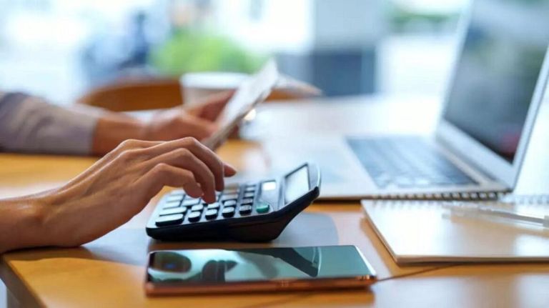 taxisnet: Ξεκινά σήμερα η υποβολή των φορολογικών δηλώσεων-Τι ισχύει για εκπτώσεις φόρου, τεκμήρια