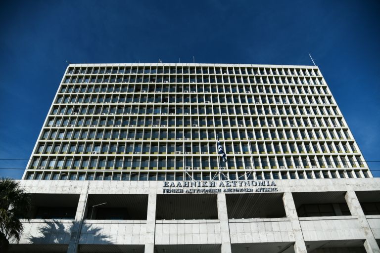 ΓΑΔΑ: Συνελήφθη ο άνδρας που απειλούσε ότι έχει εκρηκτικά-Αποκαταστάθηκε η κυκλοφορία των οχημάτων