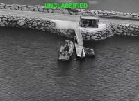 Θρίλερ στα Στενά του Ορμούζ: Βίντεο με την εξουδετέρωση ιρανικών πλοίων – «Χτυπήθηκε φορτηγό πλοίο»