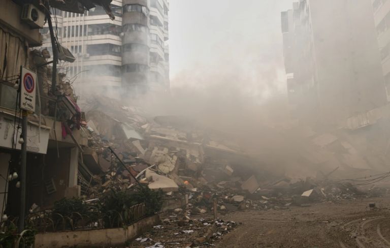 Μαίνονται οι συγκρούσεις στη Μέση Ανατολή: Ιρανική ομοβροντία τη νύχτα εναντίον του Ισραήλ