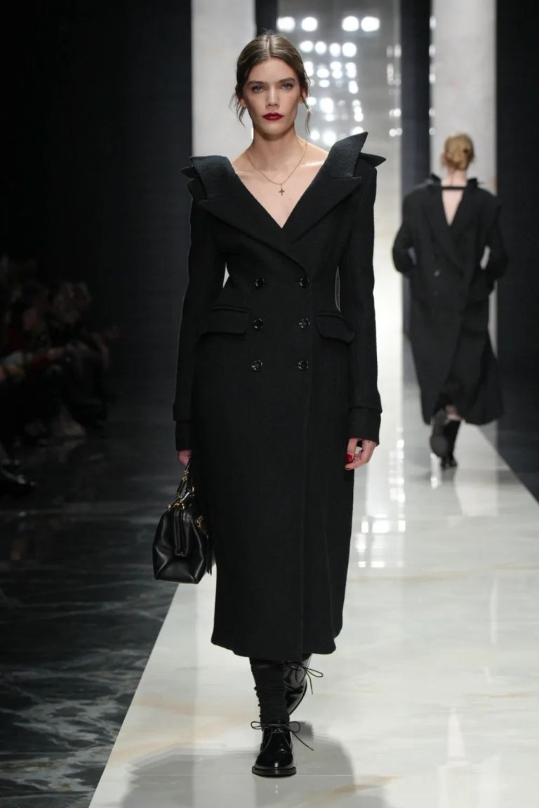 Μιλάνο σε ρυθμούς fashion: Οι συλλογές που «γράφουν» το φετινό φθινόπωρο