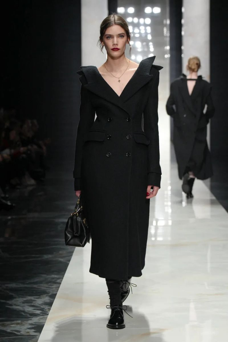 Μιλάνο σε ρυθμούς fashion: Οι συλλογές που «γράφουν» το φετινό φθινόπωρο