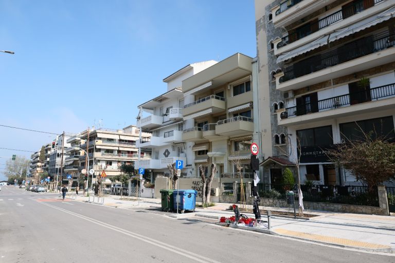 Καλαμαριά: Το χρονικό της δολοφονίας του 20χρονου – Ποιοι αναζητούνται και τα πιθανά κίνητρα