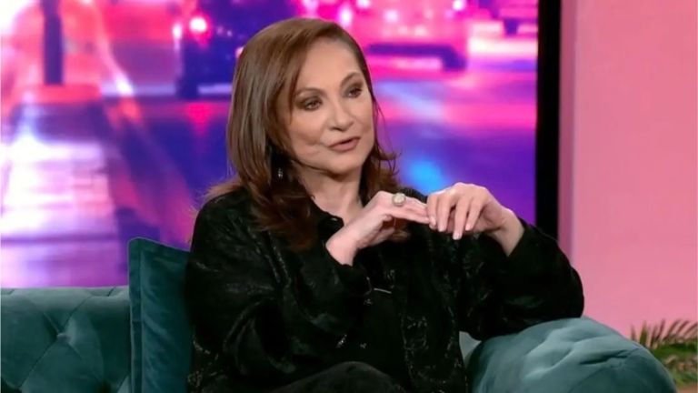 Φιλαρέτη Κομνηνού: «Η απιστία ήταν γερό χαστούκι, νόμιζα ότι αυτό δεν μπορεί να συμβεί στη δική μου ζωή»