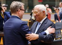 Δίχως πυξίδα η Ευρώπη: Πόλεμος στη Μέση Ανατολή, σιωπή στις Βρυξέλλες