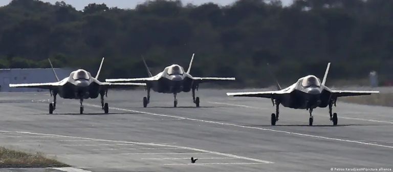 «Κόκκινος συναγερμός» στους κυπριακούς αιθέρες