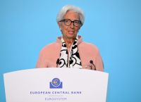 ΕΚΤ ΣΕ ΣΤΑΥΡΟΔΡΟΜΙ: Τα 3 σενάρια για το ενεργειακό σοκ που απειλεί την Ευρώπη