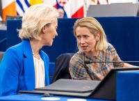 Η Ευρώπη αλλάζει δόγμα: Ούρσουλα φον ντερ Λάιεν και Κάγια Κάλας προειδοποιούν για παγκόσμιο χάος