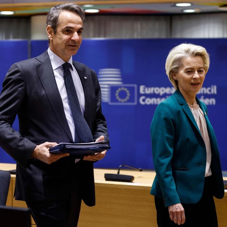 Mitsotakis Proposes EU Framework to Protect Minors from Digital Addiction