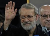 Θρίλερ με την τύχη Λαριτζανί: «Τον σκοτώσαμε» λέει ο Κατζ – Με γραπτό μήνυμα του απαντά η Τεχεράνη