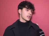 Μπάμπης Λαζαρίδης για τον γιο της  Μαλλιωτάκη: Δεν μιλάω με τον αδερφό μου, μεγαλώσαμε χωριστά