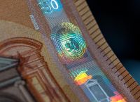 200€ κάθε μήνα χωρίς φόρο: Το “κρυφό” επίδομα που παίρνουν λίγοι – Δες αν είσαι μέσα στους δικαιούχους!