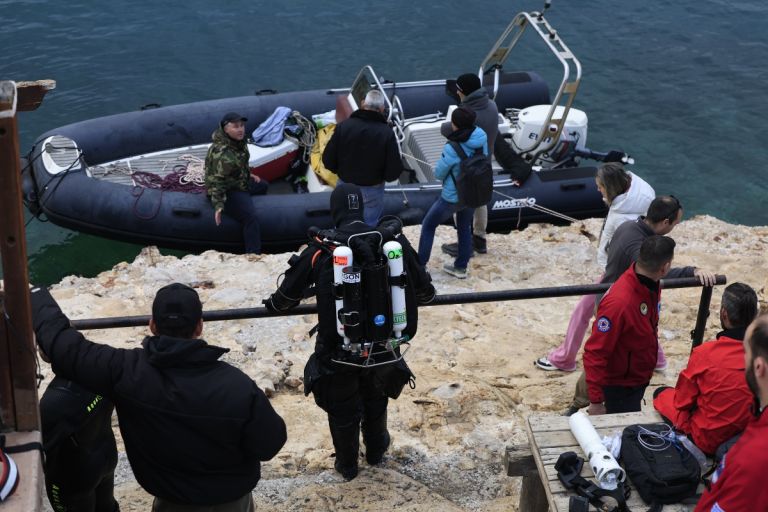 «Πηγάδι του Διαβόλου»: Συγκλονίζει δύτης για την επιχείρηση – «Χωρίς σχοινί δεν βγαίνεις ζωντανός»