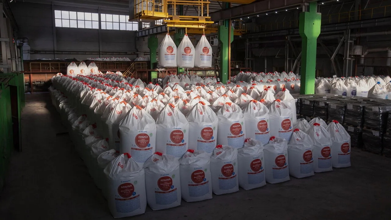 Στενά Ορμούζ σε κρίση: Λιπάσματα, τρόφιμα και ενέργεια στον αέρα – Παγκόσμιος συναγερμός