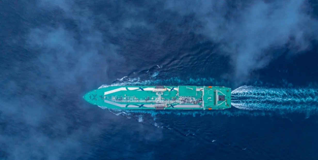 Ενεργειακό σοκ από το Ιράν: 17% της LNG παραγωγής του Κατάρ εκτός για 5 χρόνια