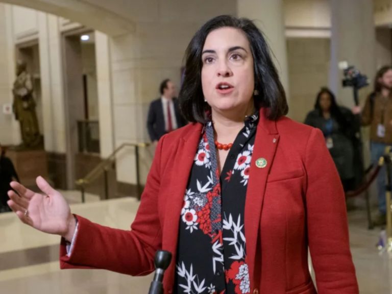 F-16s in Occupied Cyprus: Crisis Signals Rise as U.S. Faces Pressure Over Arms Embargo