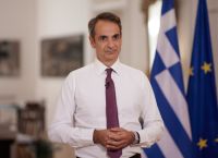 300 εκατ. για “ανάχωμα” ή παυσίπονο; Τα 4 μέτρα Μητσοτάκη στη δίνη της κρίσης