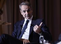 Κυβέρνηση σε τεντωμένο σχοινί: Πάσχα ακρίβειας και σχέδιο αυτοδυναμίας σε ένα στοίχημα