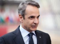 Mitsotakis at EU Summit: Europe Must Shield Consumers & Businesses — “No Repeat of 2015 Crisis”
