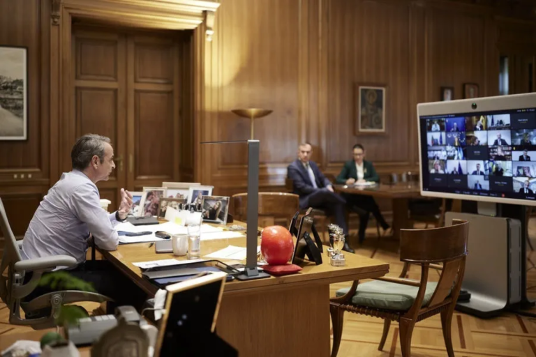 Μητσοτάκης στη Μέση Ανατολή: Τηλεδιάσκεψη Κρίσης και Έκτακτα Τηλέφωνα για Έλληνες