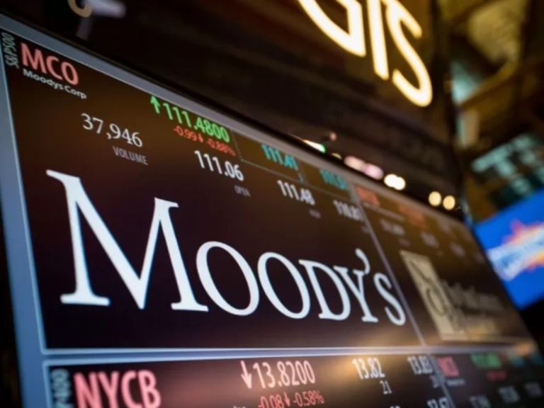Moody’s «καταγγέλλει» τράπεζες: Κρύβουν τη νάρκη private credit–Κίνδυνος για ευρωπαϊκό χρηματοπιστωτικό σοκ