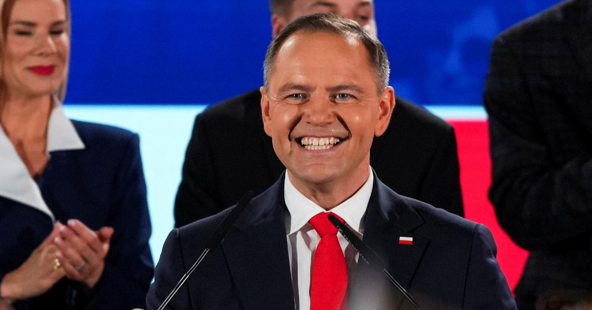 Πολωνία: Ο Ναβρότσκι μπλόκαρε τα 44 δισ. του SAFE και άναψε νέα φωτιά με Τουσκ