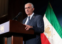 Ρεζά Παχλαβί: «Όποιος και αν διαδεχθεί τον Χαμενεΐ θα είναι παράνομος»