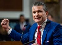 Χέγκσεθ για Ιράν: Είναι τελειωμένοι και το ξέρουν, έρχονται περισσότερα κύματα επιθέσεων, μόλις ξεκινήσαμε