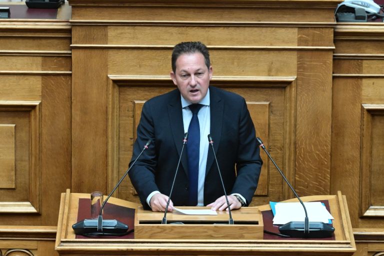 Πέτσας: «Η Κοβέσι ρωτά το Μαντείο των Δελφών» – Σαλαμοποίηση ΟΠΕΚΕΠΕ σε ομηρία