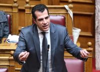 Ο Πλεύρης απαντά στην Αμνηστία: “Return hubs είναι σωστό εγχείρημα – θα πρωταγωνιστήσουμε”