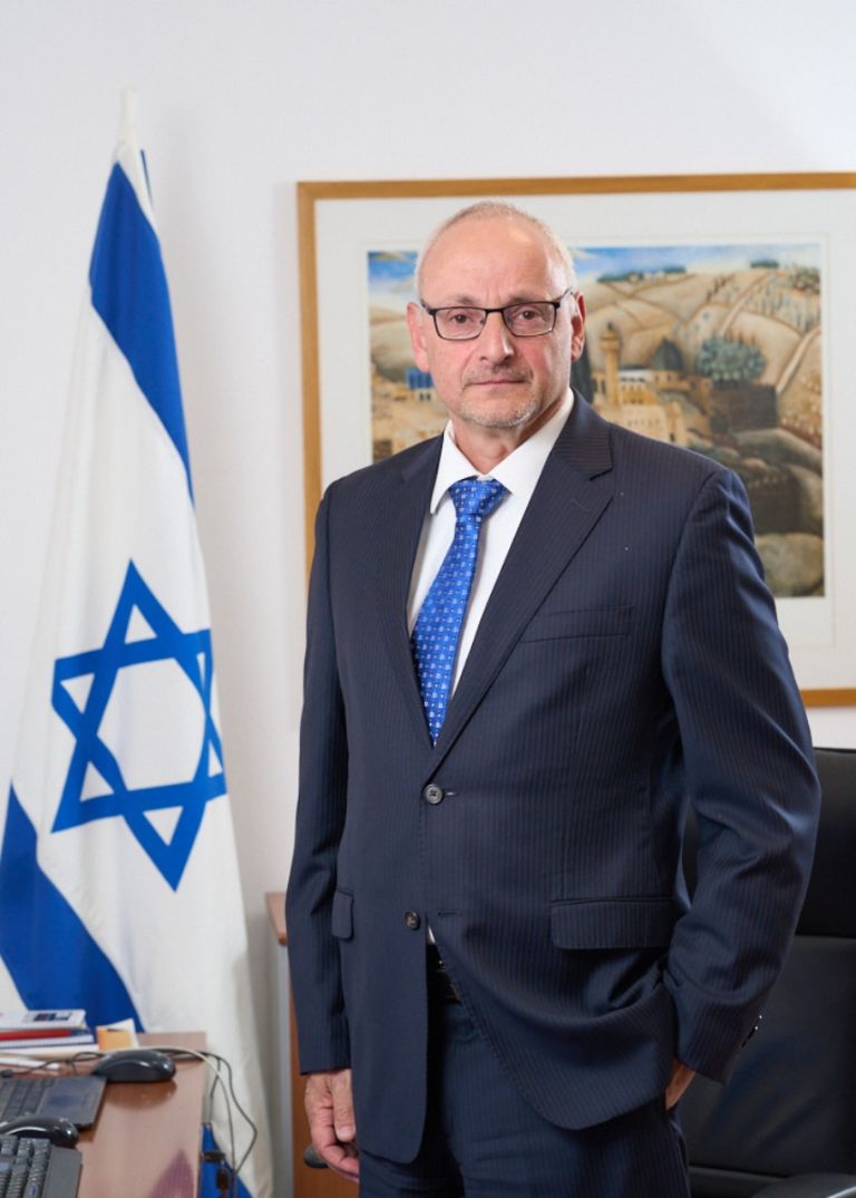 Noam Katz on pagenews.gr: “Iran is not the enemy, but the regime that threatens peace”