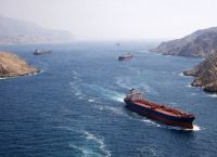 Οι Ευρωπαίοι ετοιμάζουν να συνοδεύουν δεξαμενόπλοια στο Στενό του Ορμούζ